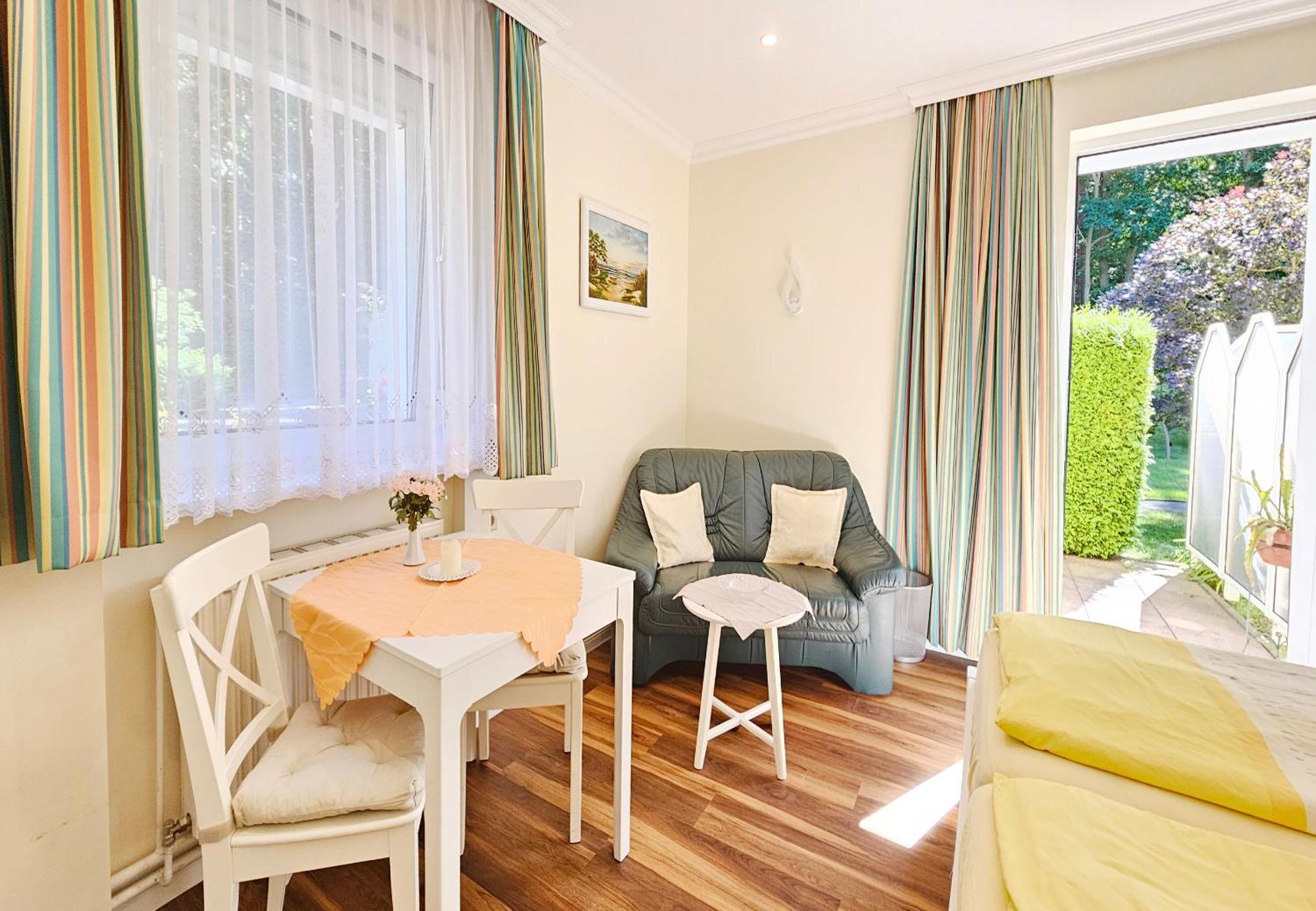 Haus Am Wald Apartment Heringsdorf  Bagian luar foto